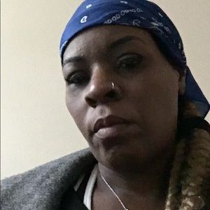 Meet your Posher, Deborah